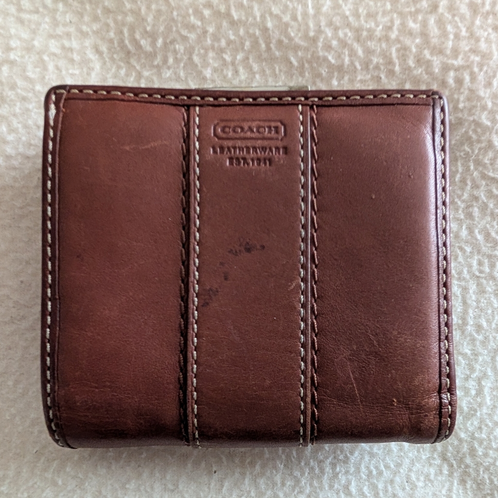 Authentic Coach Vintage Brown All Leather BifoldCoin Snap Wallet